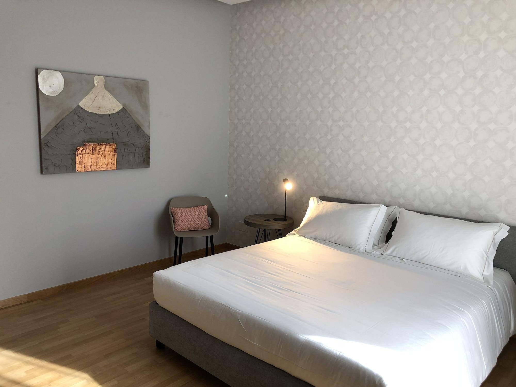 200 Rooms & Terrace Барі Екстер'єр фото