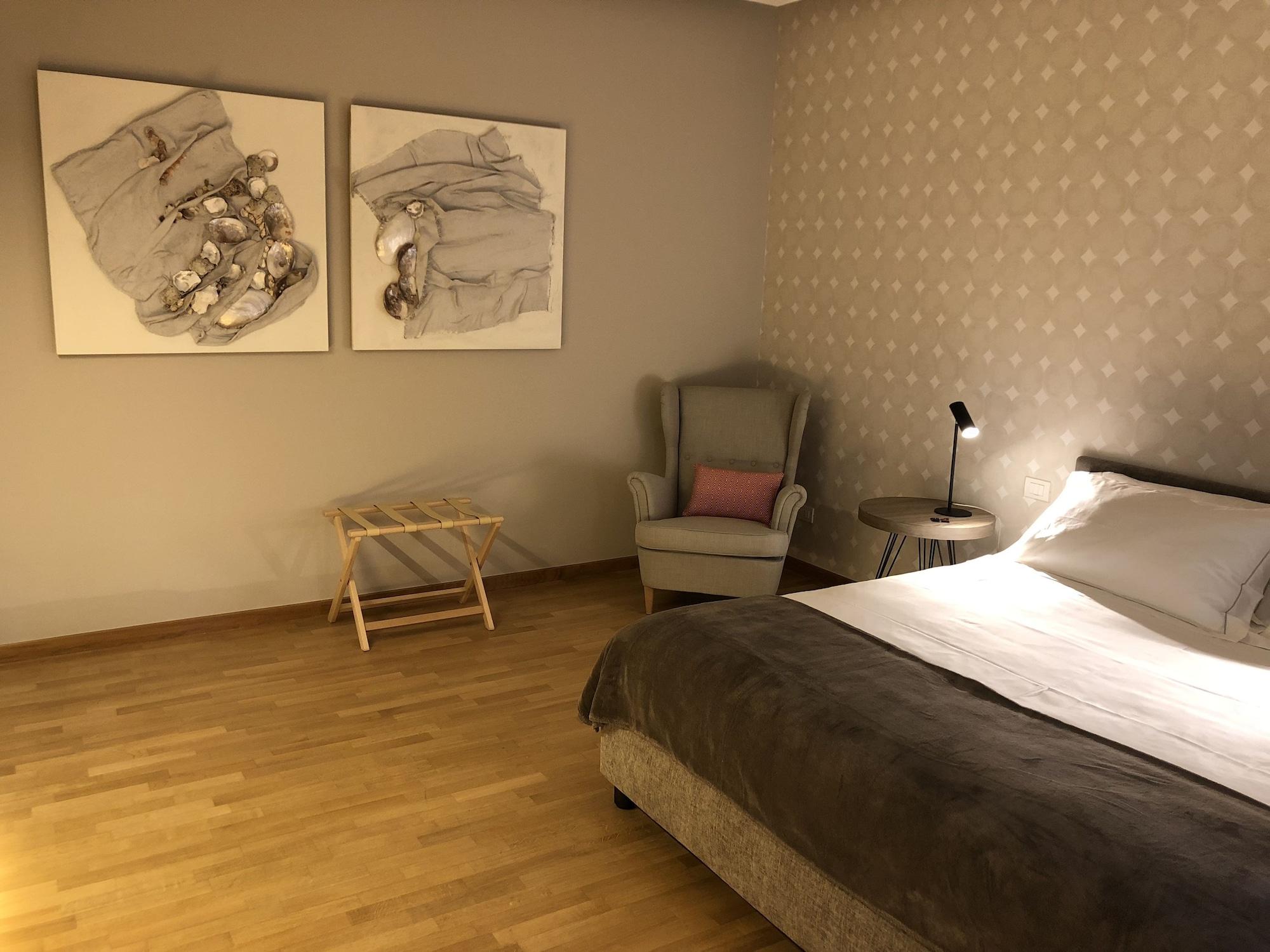 200 Rooms & Terrace Барі Екстер'єр фото